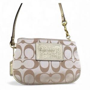 Coach poppy NWT wristlet